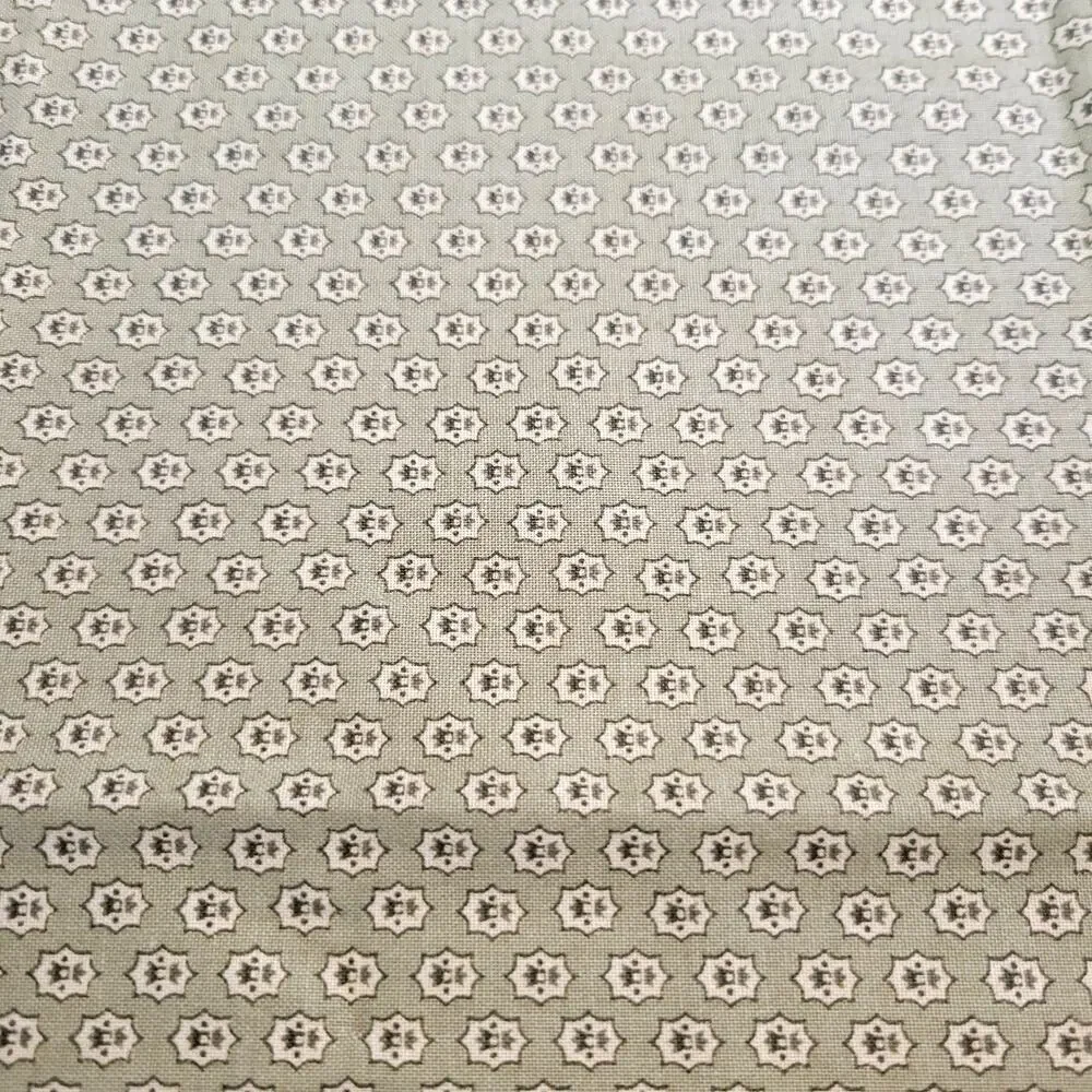 Cranston VIP Green Floral Star Cotton Fabric 1yd x44
